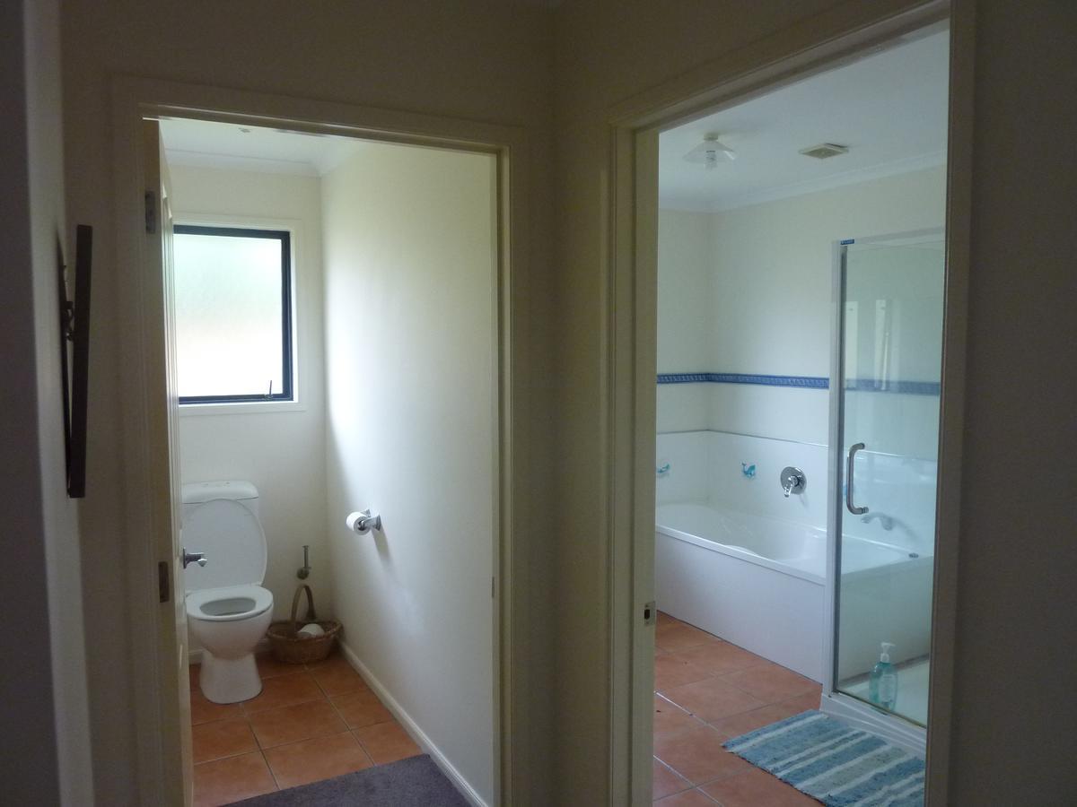 Pukeko Retreat Bed & Breakfast Takaka Exterior photo