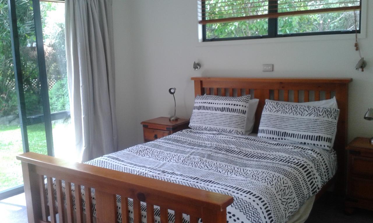 Pukeko Retreat Bed & Breakfast Takaka Exterior photo